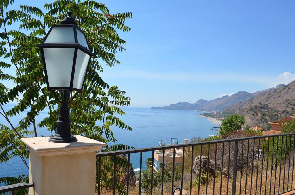 Casa Belvedere Riviera Taormina SantʼAlessio Siculo 部屋 写真